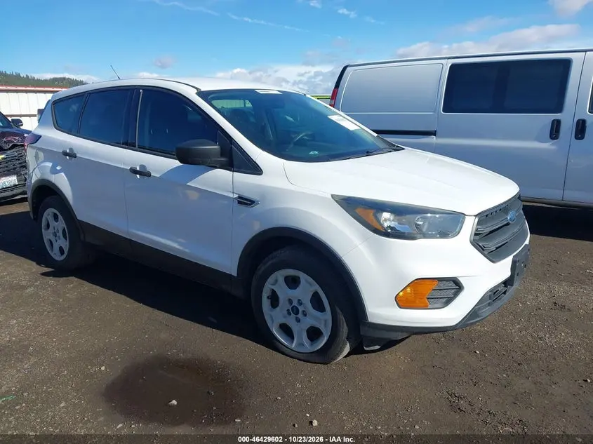 Ford Escape S 2019