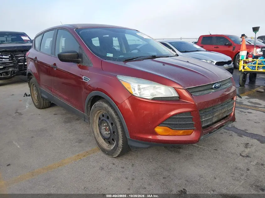Ford Escape S 2016