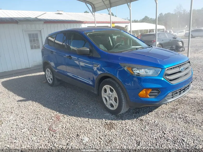 Ford Escape S 2018