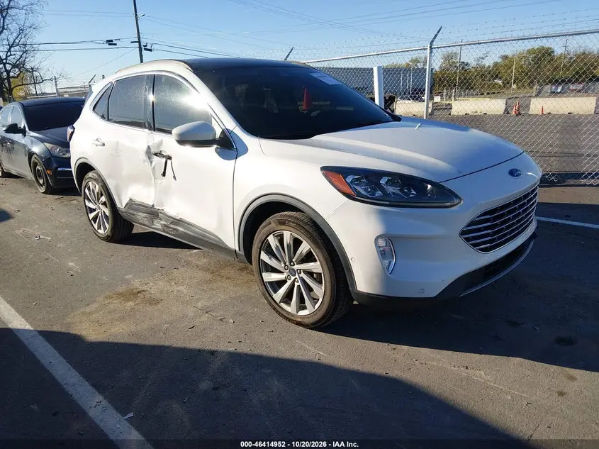 Ford Escape Titanium 2022