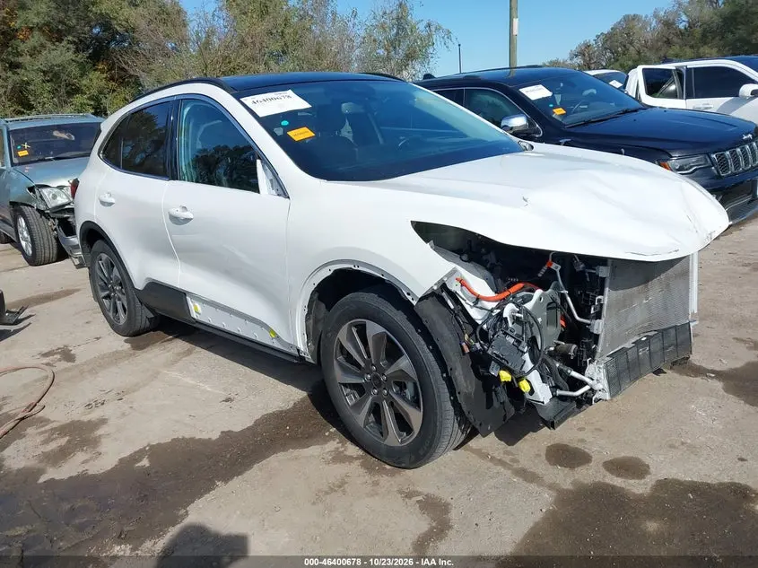 Ford Escape Platinum 2023
