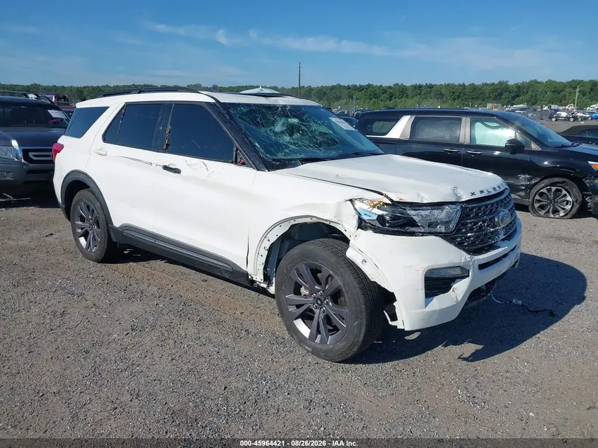 Ford Explorer Xlt 2023