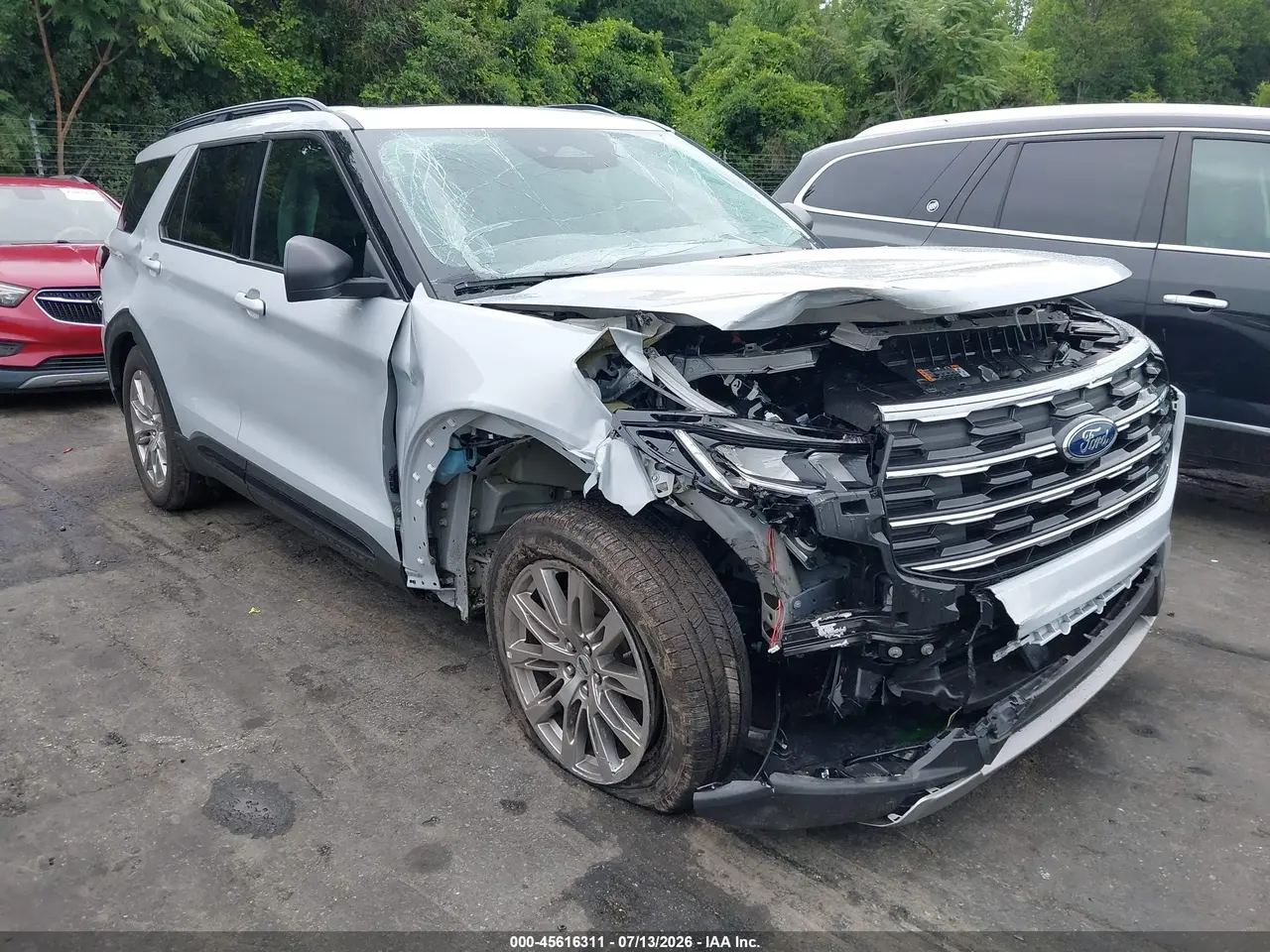 Ford Explorer Active 2026