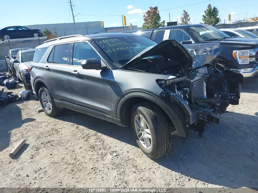 Ford Explorer Active 2026