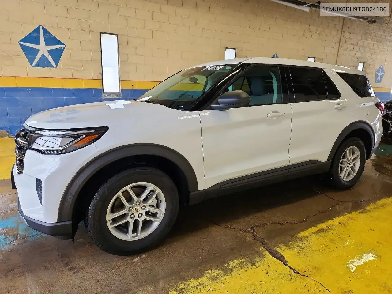 Ford Explorer Active 2026
