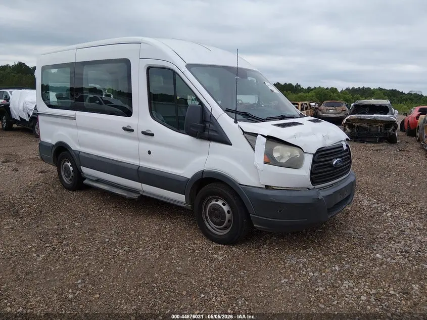 Ford Transit-150 Xl 2015