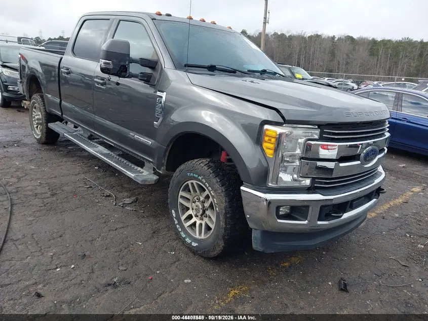 Ford F-350 Lariat 2017
