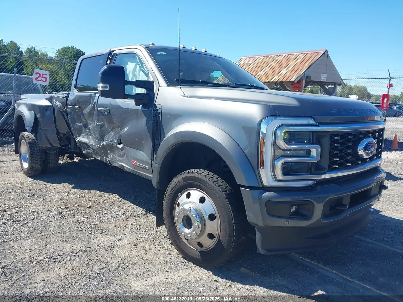 Ford F-450 Platinum 2026