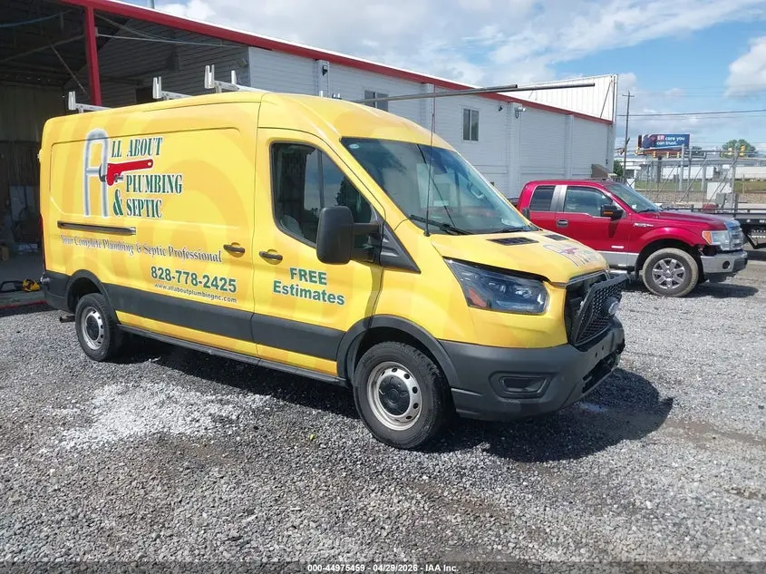 Ford Transit-250 2024