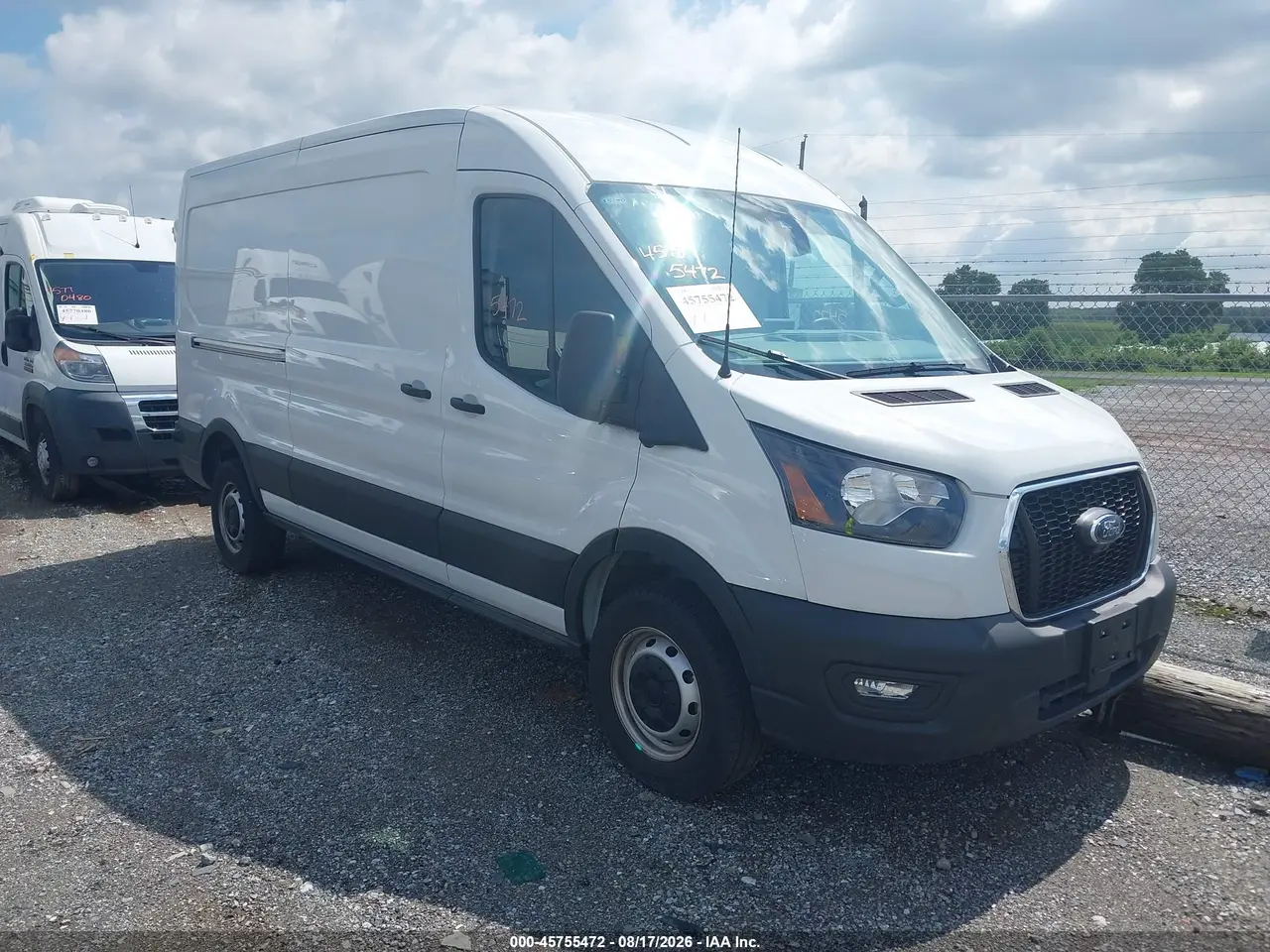 Ford Transit-250 2025