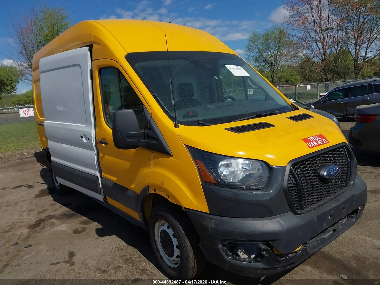 Ford Transit-250 2021