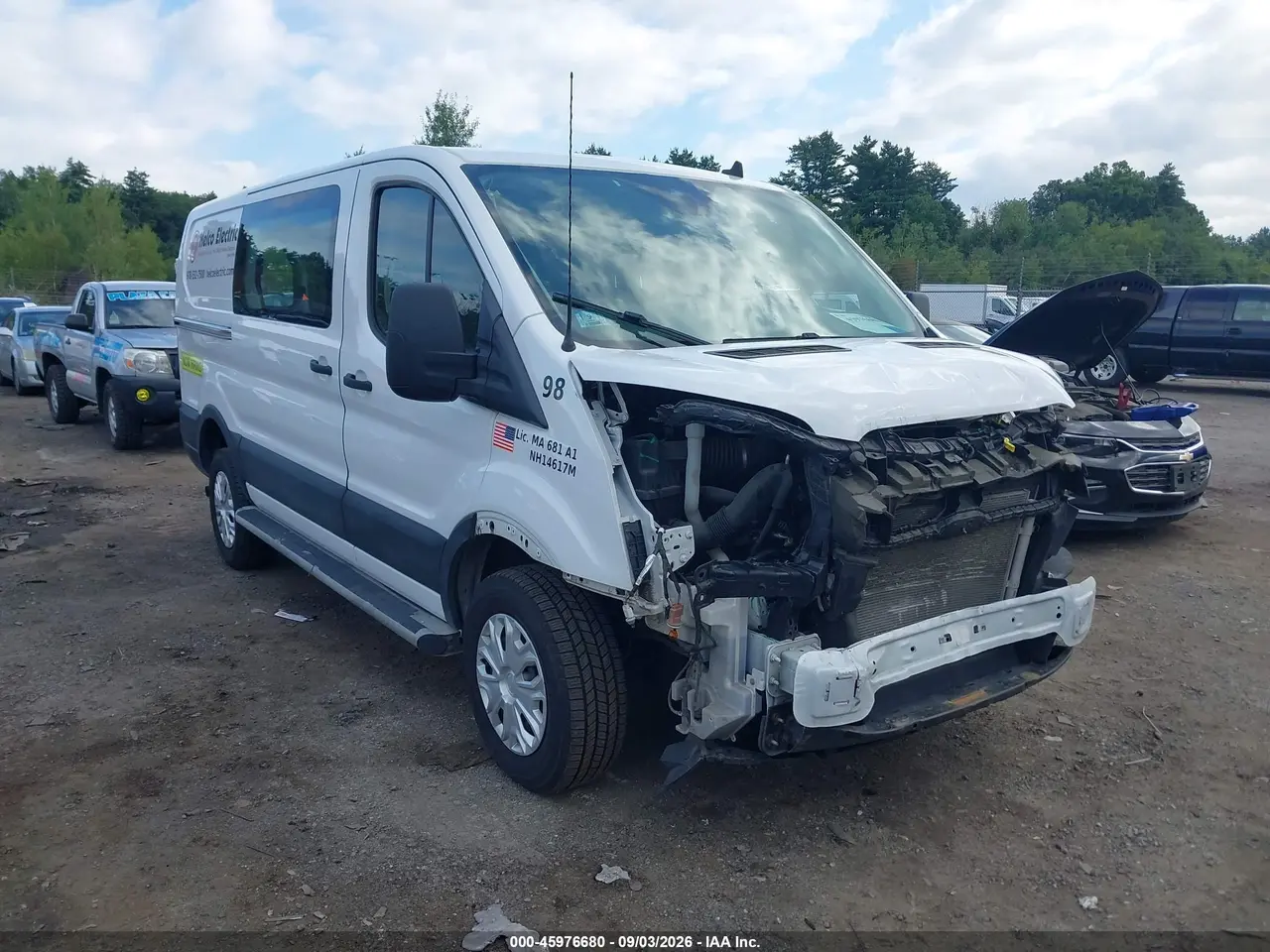 Ford Transit-250 2022