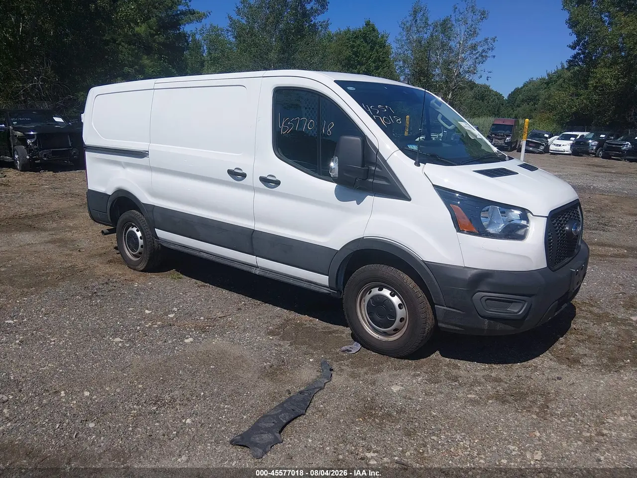 Ford Transit-250 2025