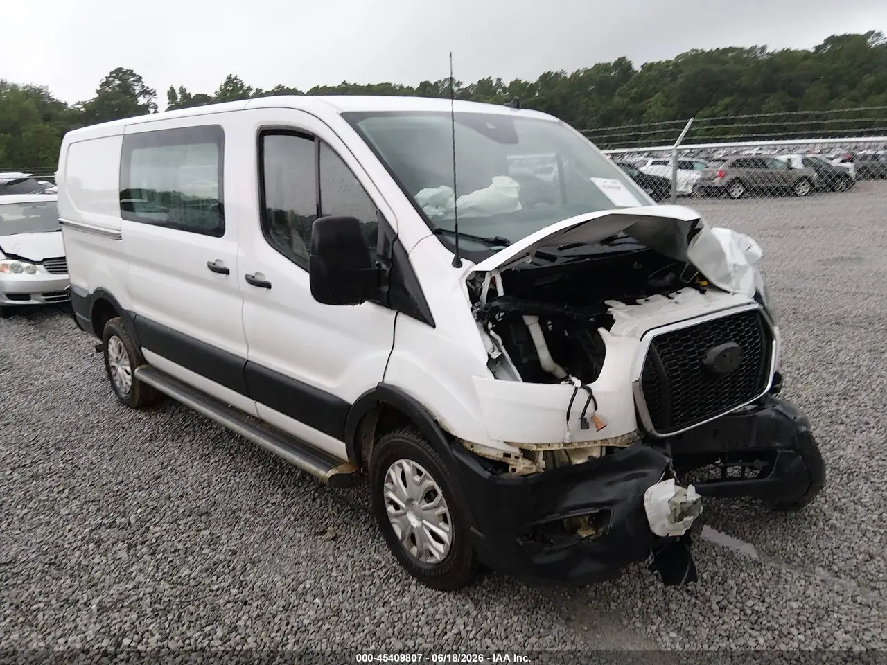 Ford Transit-250 2024
