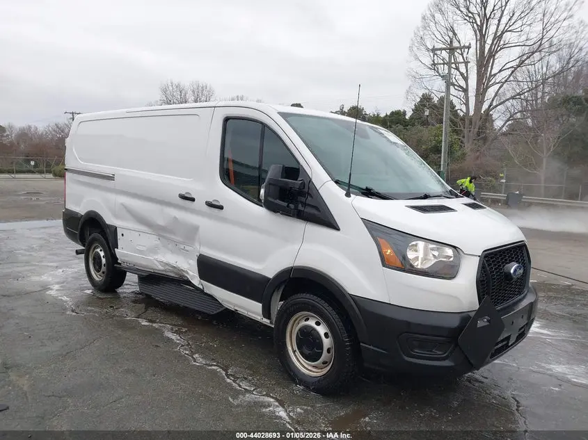 Ford Transit-250 2023