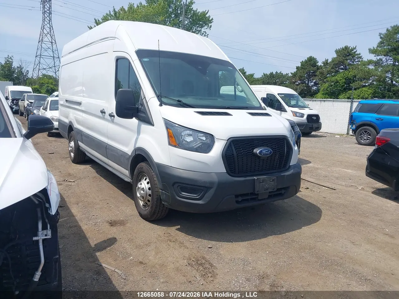 Ford Transit T-250 2023