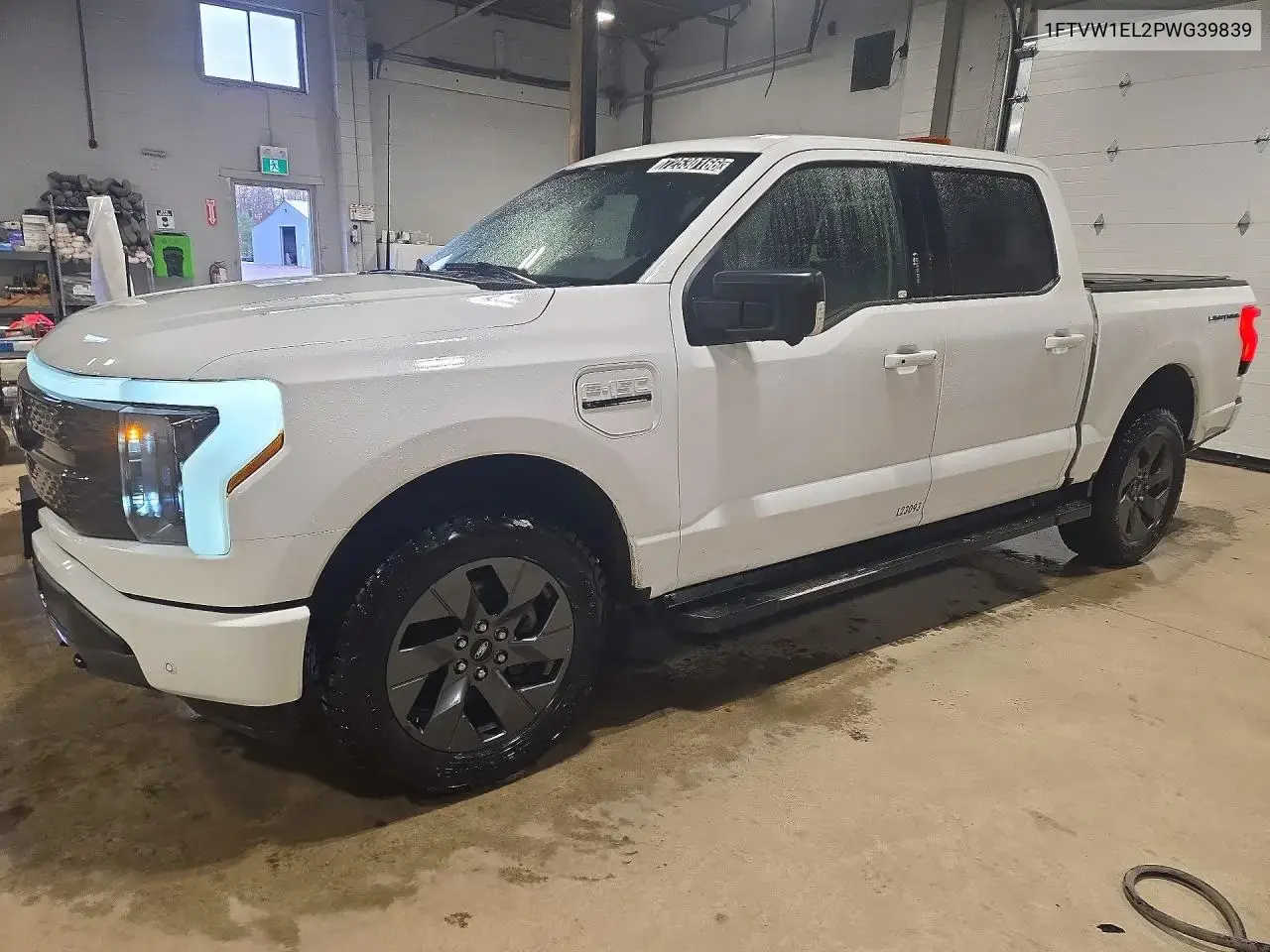 Ford F150 Lightning Pro 2023