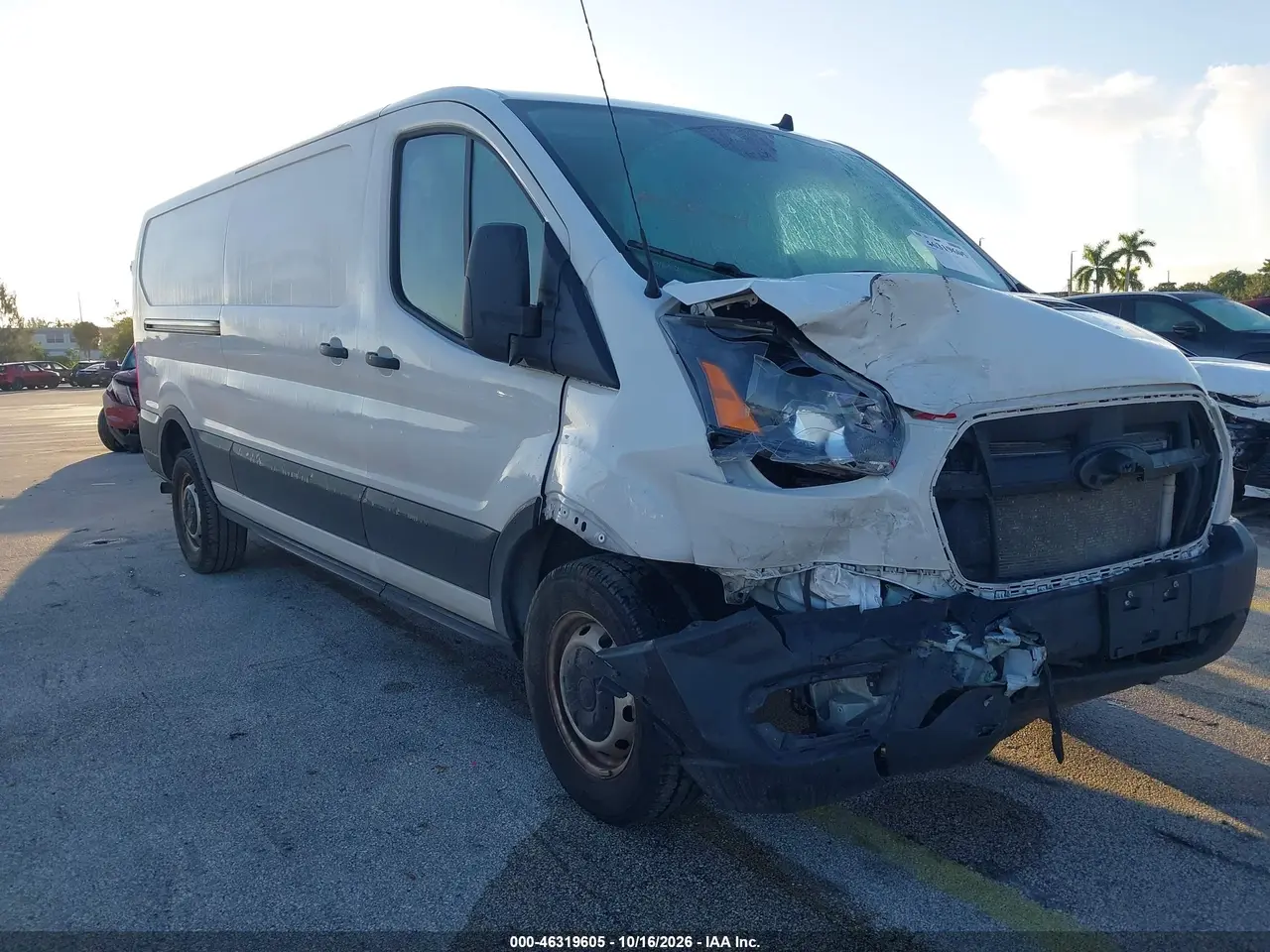 Ford Transit-150 2023