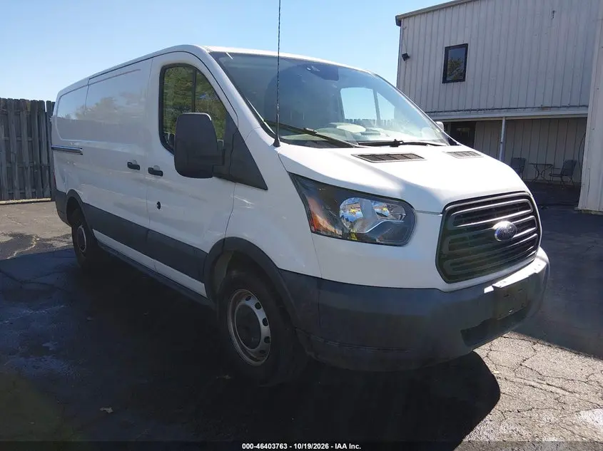 Ford Transit-150 2018