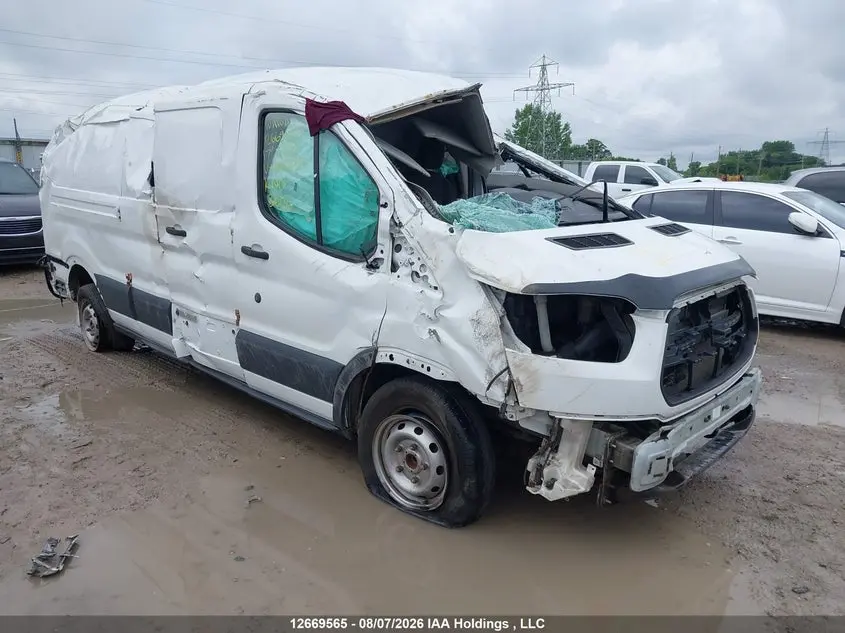 Ford Transit-150 2017