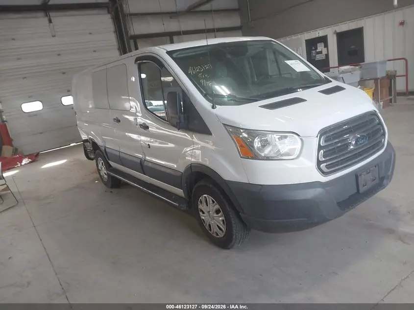 Ford Transit-250 2016