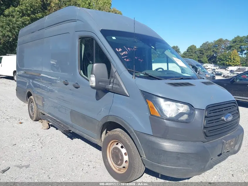 Ford Transit-250 2019