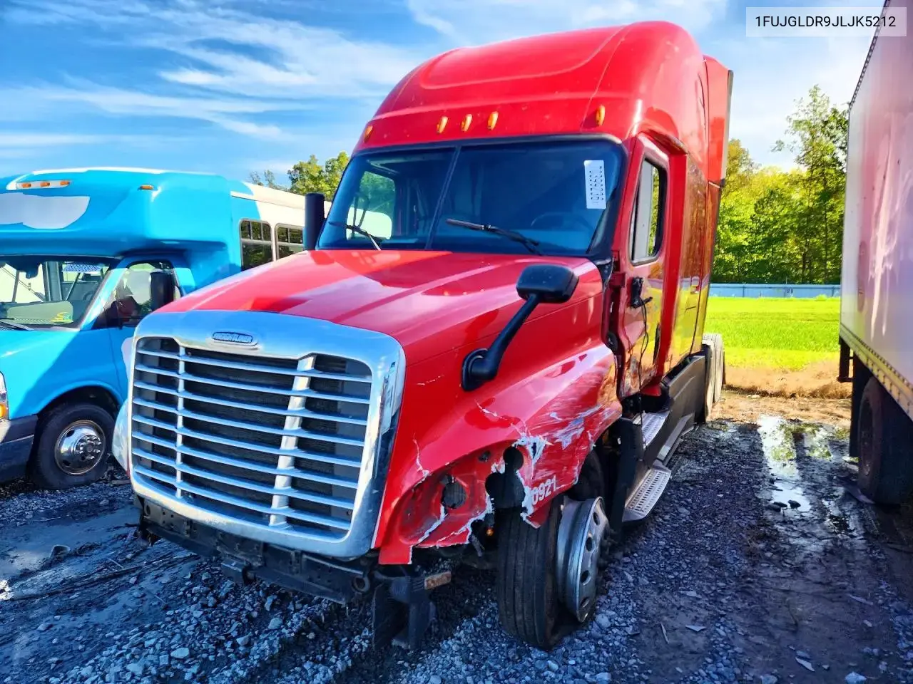 Freightliner Cascadia 125 Semi Truck 2018