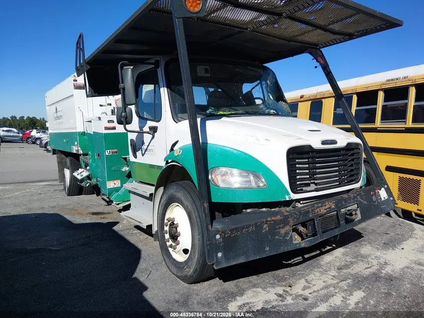 Freightliner M2 106 2020