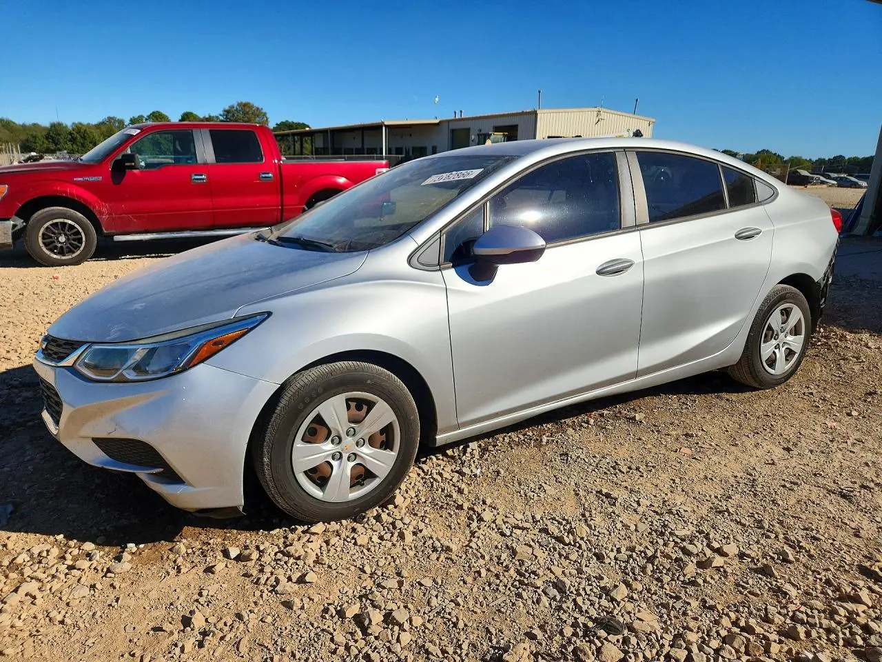 Chevrolet Cruze Ls 2018
