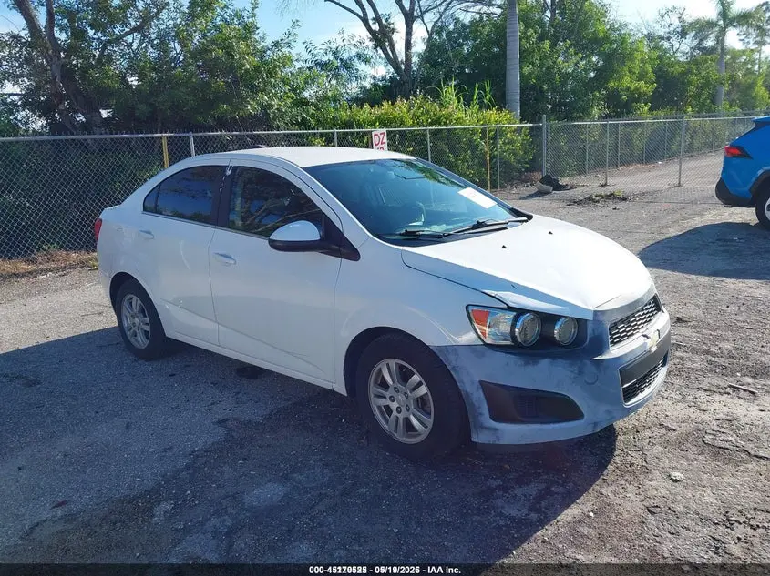 Chevrolet Sonic Lt Auto 2016