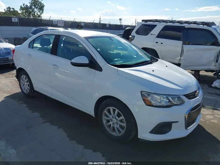 Chevrolet Sonic Lt Auto 2017