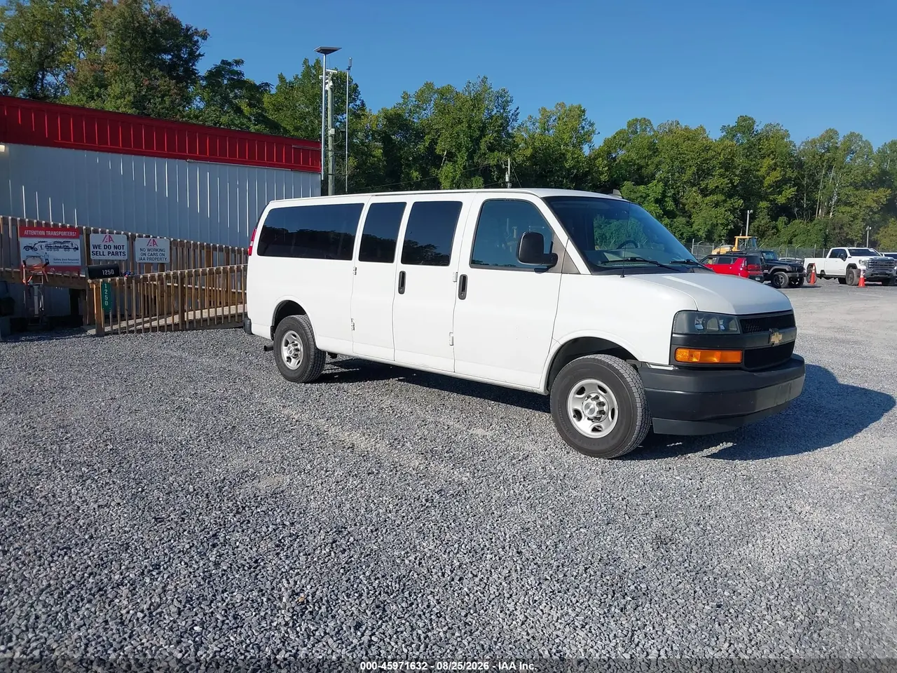 Chevrolet Express Passenger Rwd 3500 Extended Wheelbase Ls 2023