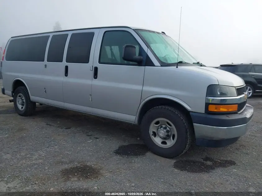 Chevrolet Express 3500 Lt 2018