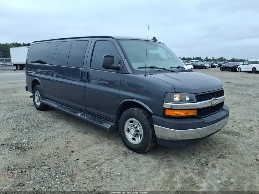 Chevrolet Express 3500 Lt 2017