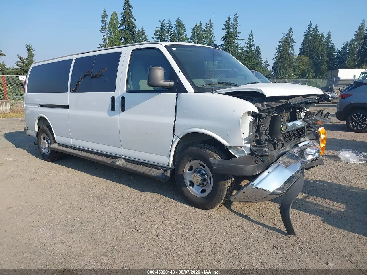 Chevrolet Express Passenger Rwd 3500 Extended Wheelbase Lt 2025