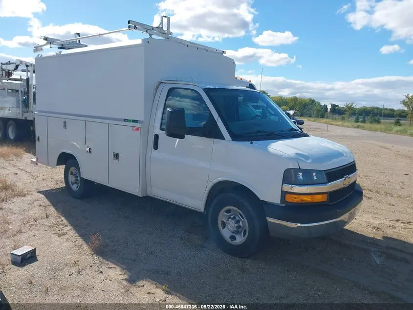 Chevrolet Express Cutaway Work Van 2020