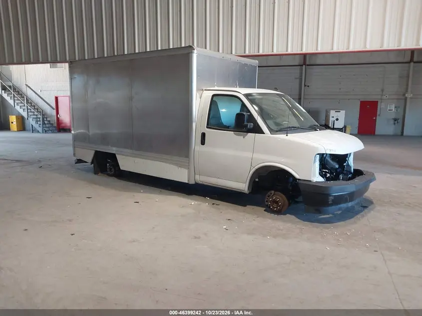 Chevrolet Express Cutaway Work Van 2023