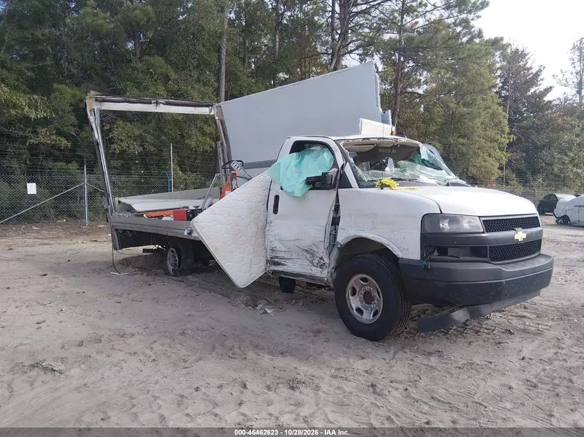Chevrolet Express Cutaway Work Van 2023