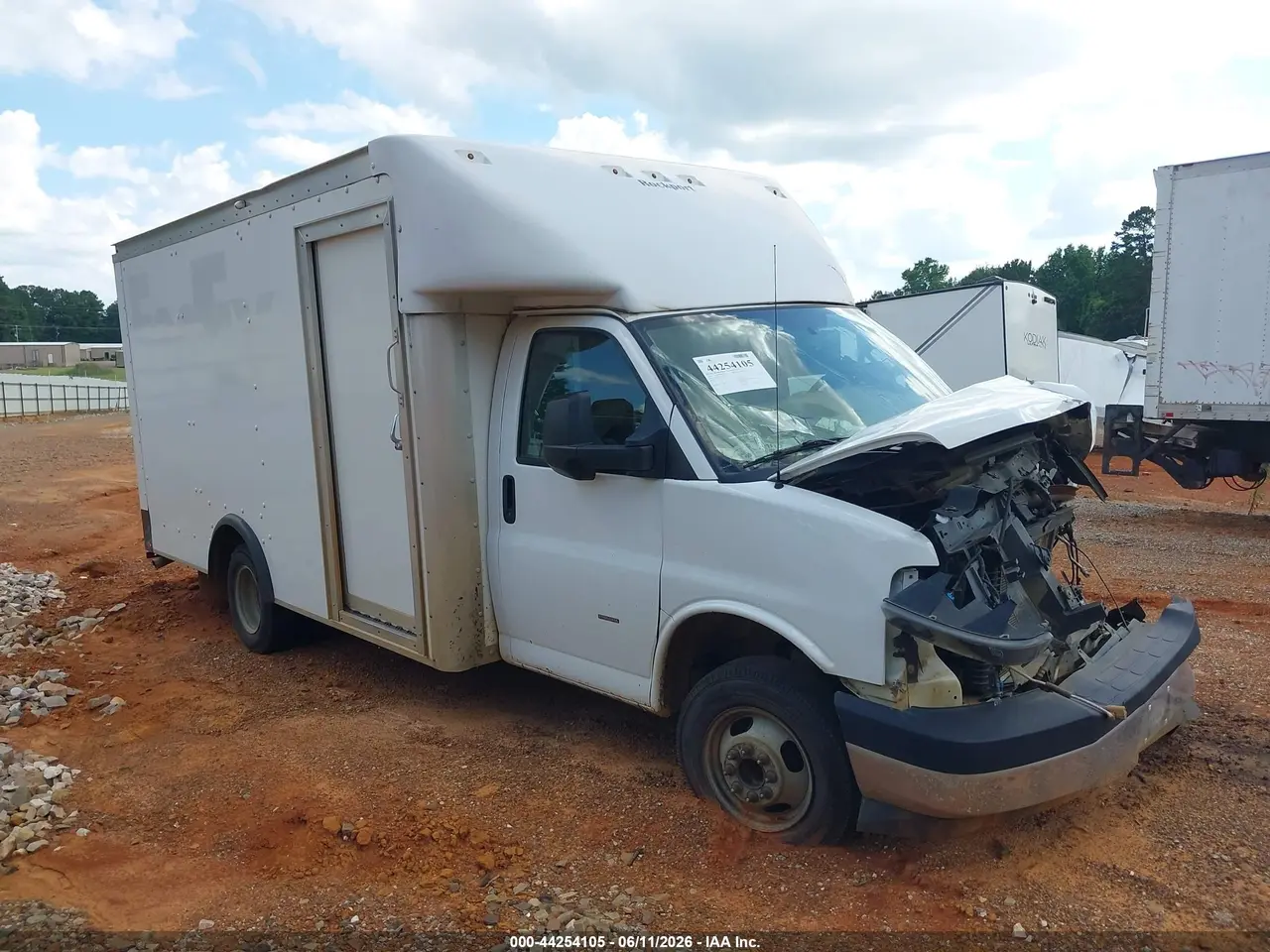 Chevrolet Express Cutaway Work Van 2022
