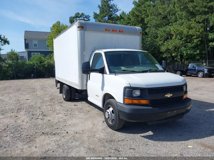 Chevrolet Express Cutaway 4500 2015