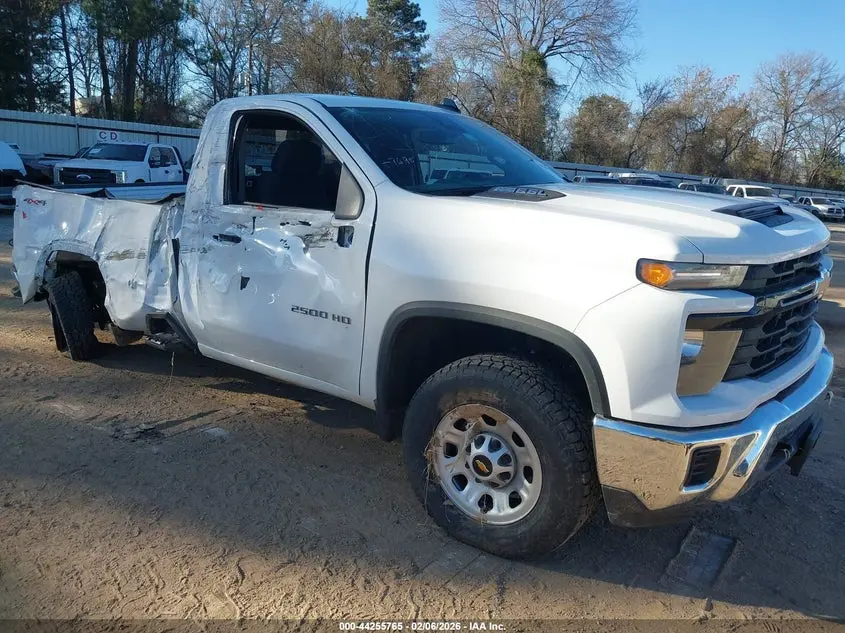 Chevrolet Silverado 2500Hd 4Wd Long Bed Work Truck 2025