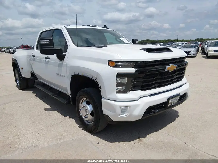 Chevrolet Silverado 3500Hd 4Wd Long Bed Work Truck 2024