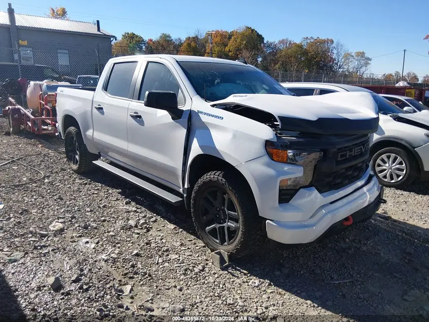Chevrolet Silverado 1500 4Wd Short Bed Custom 2025