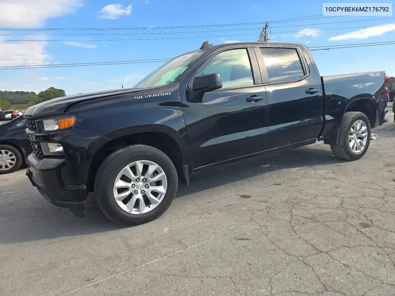 Chevrolet Silverado K1500 Custom 2021