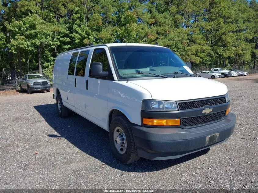 Chevrolet Express 3500 Work Van 2018