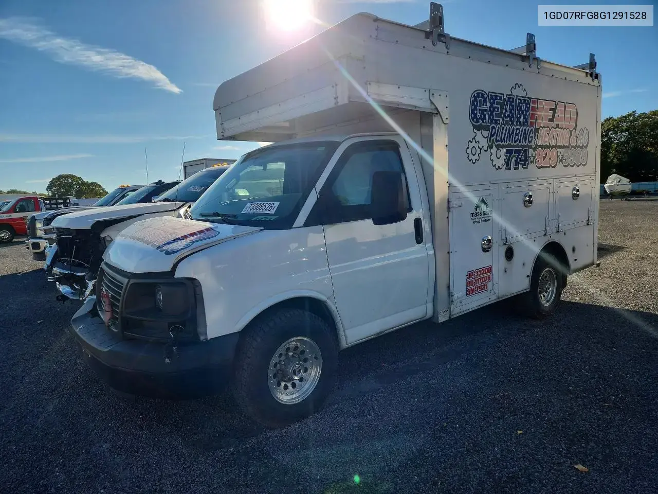 GMC Savana Cutaway G3500 2016