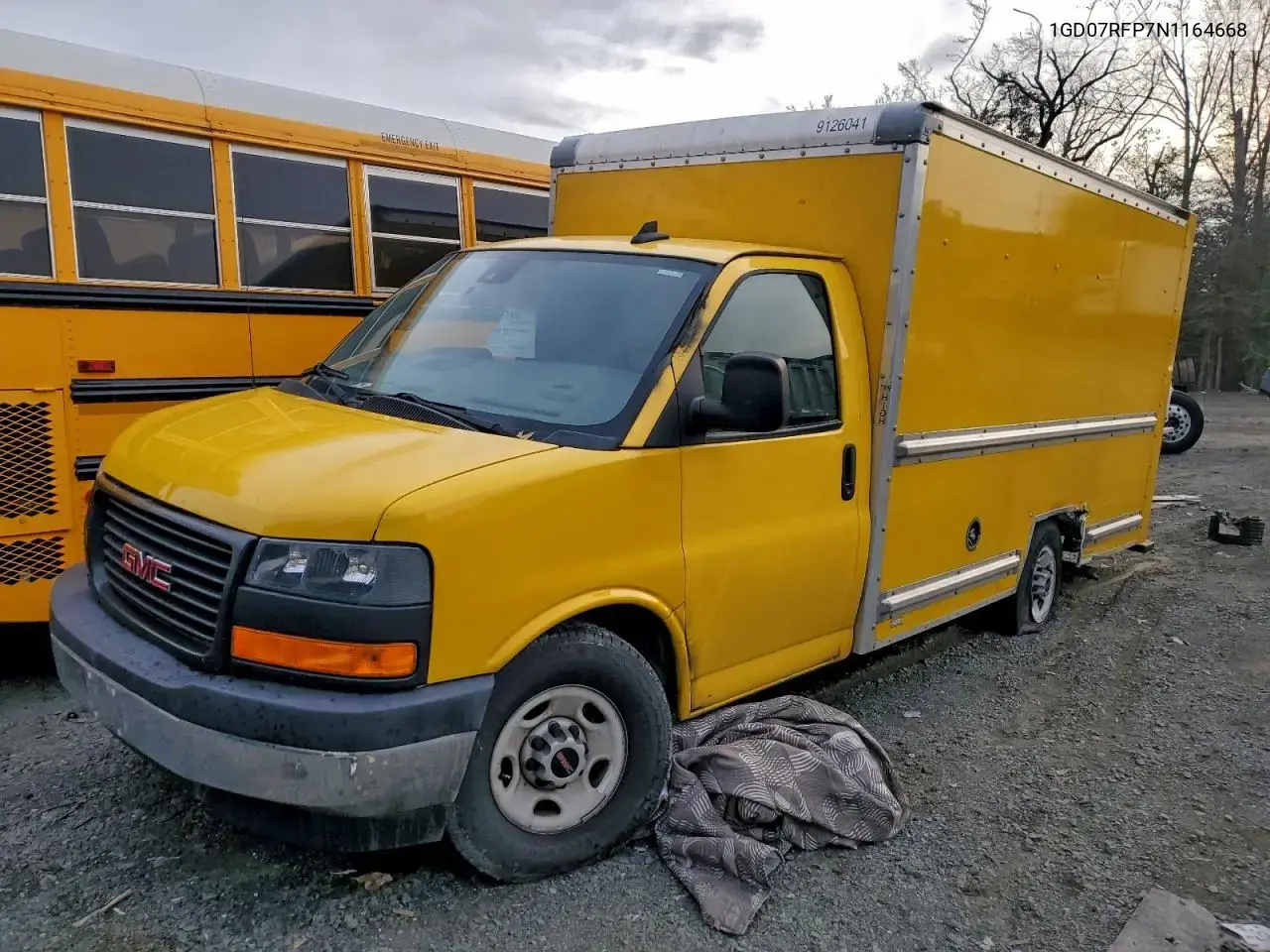 GMC Savana Cutaway G3500 2022
