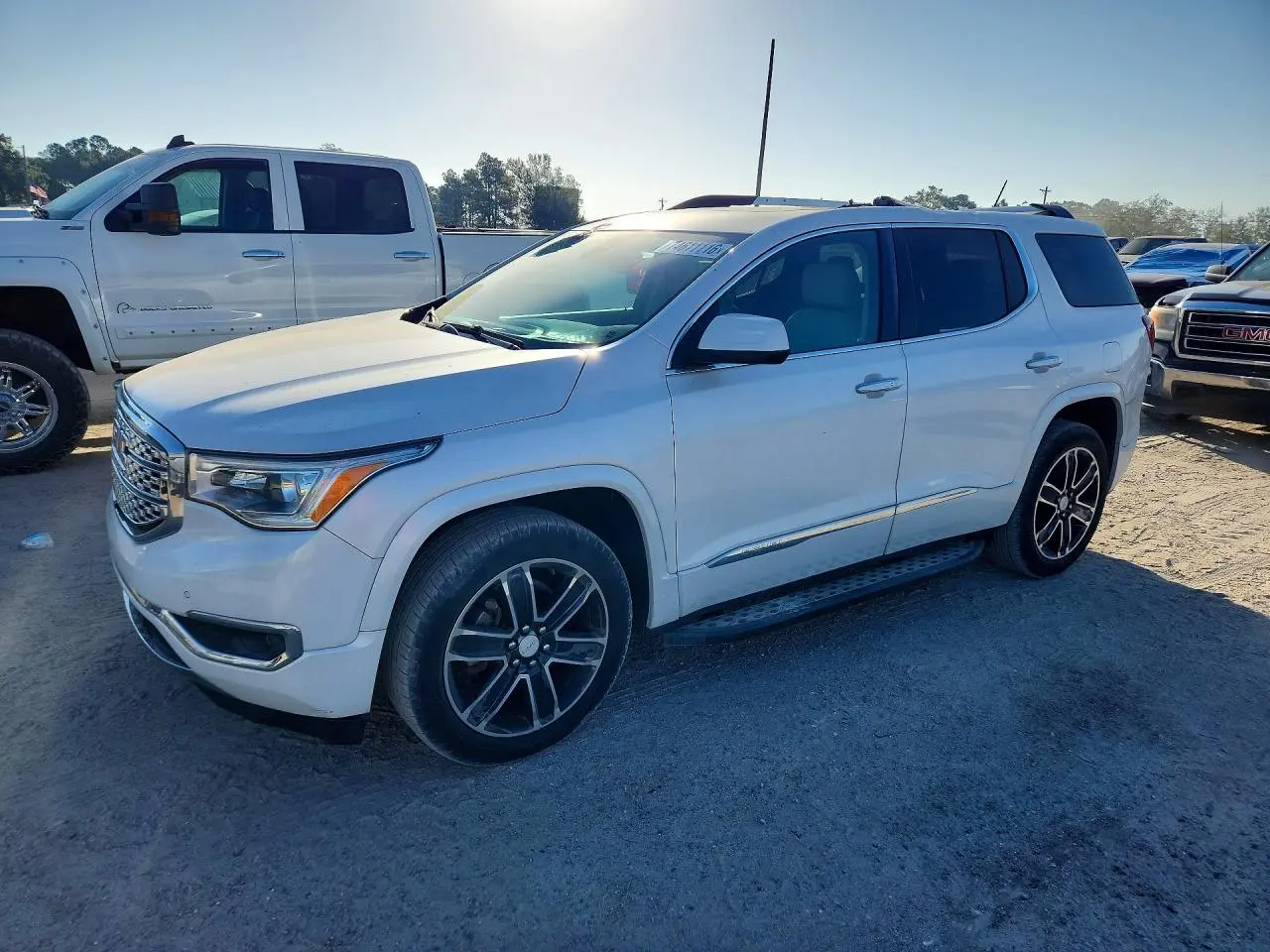 GMC Acadia Denali 2019