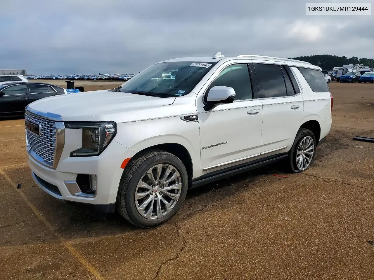 GMC Yukon Denali 2021