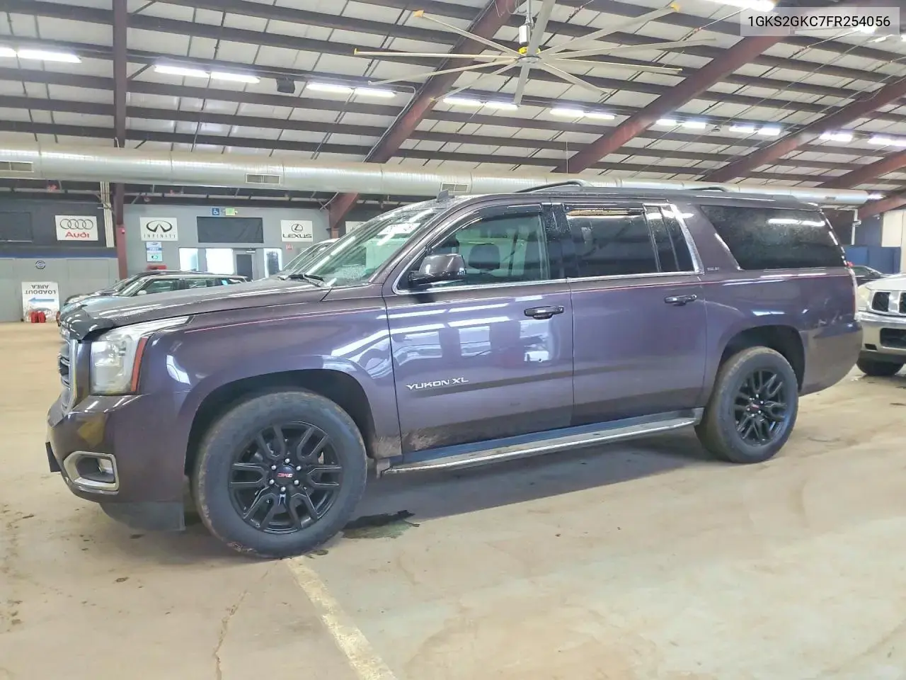 GMC Yukon Xl K1500 Sle 2015